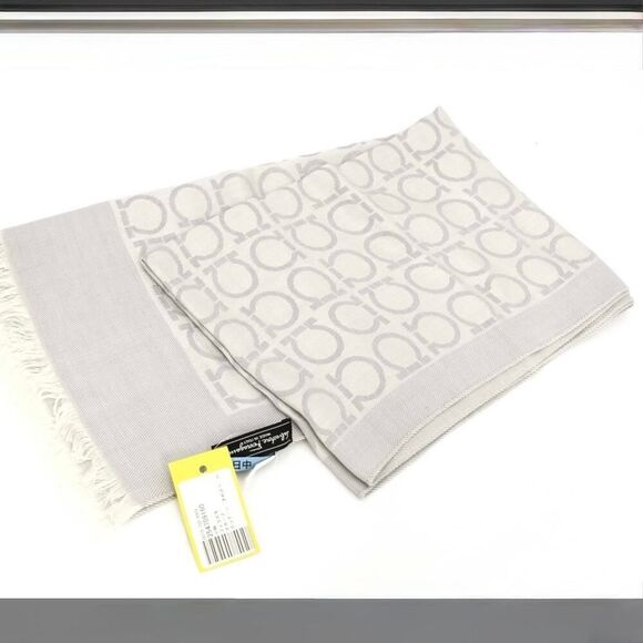 Salvatore Ferragamo Gancini Large Stole Scarf – Gray/Ivory - Picture 1 of 6